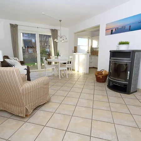 Watthaus-6-geschmackvolle-erdgeschosswohnung-mit-terrasse-und-strandkorb 公寓 Sylt